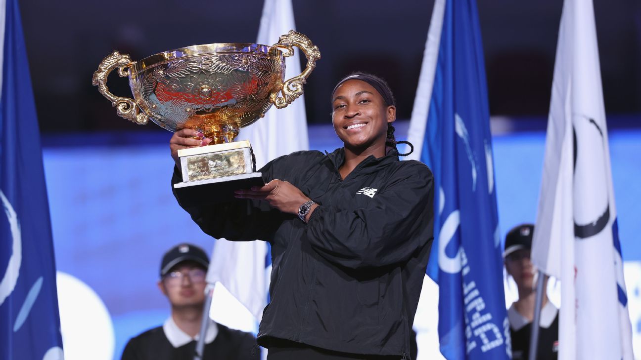 Coco Gauff rolls past Karolina Muchova to win the China Open title