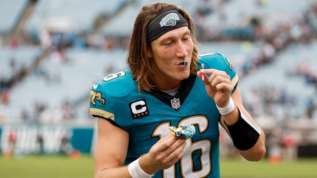 Trevor Lawrence celebrates the Jaguars’ first win on his birthday