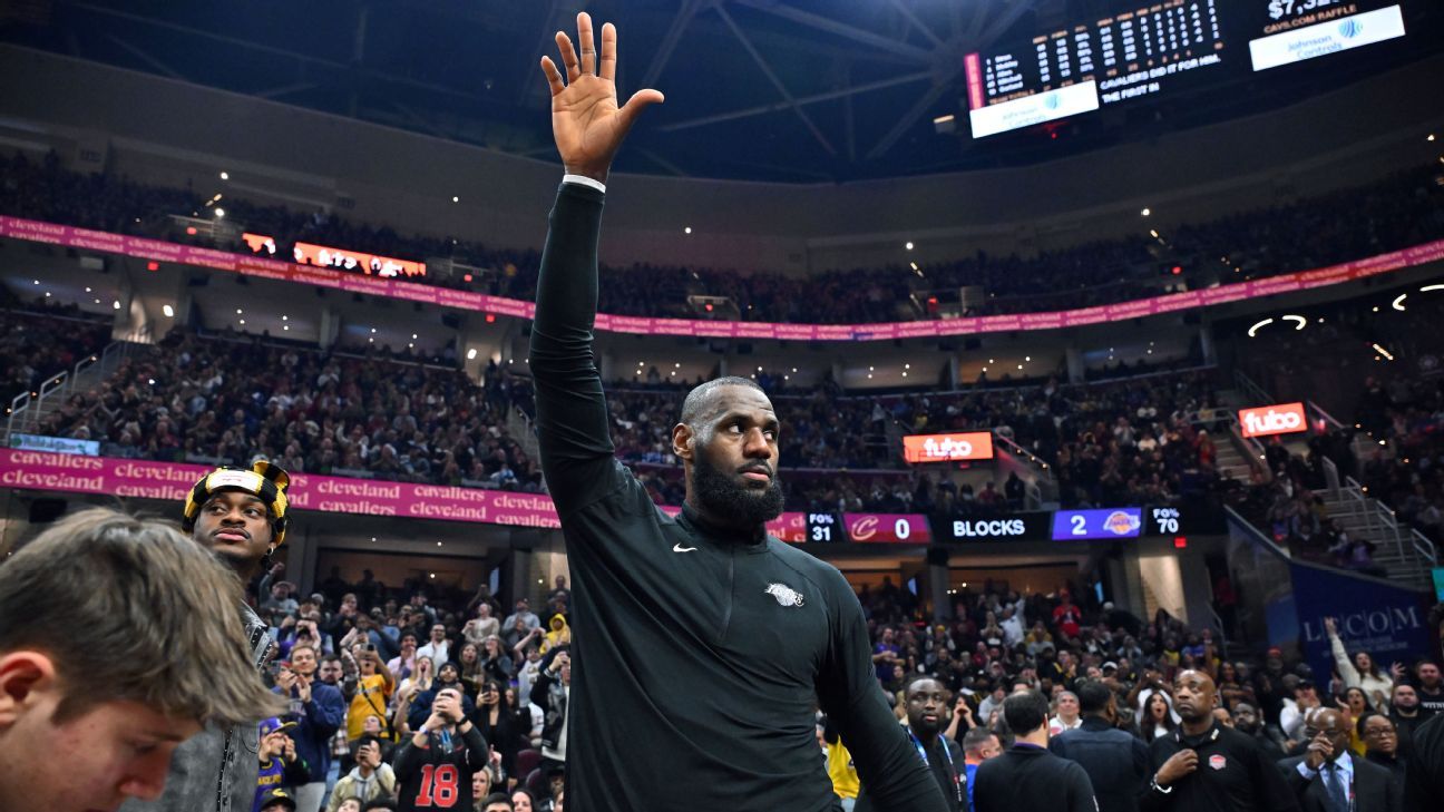 LeBron James vs. Cleveland: Top performances against Cavaliers