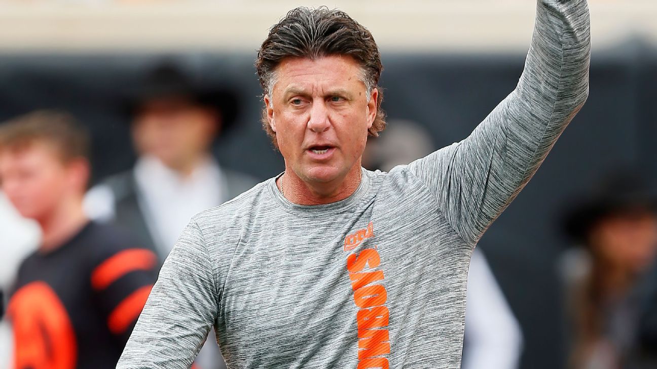 Amid 6-game slide, Gundy urges 'trust' from fans