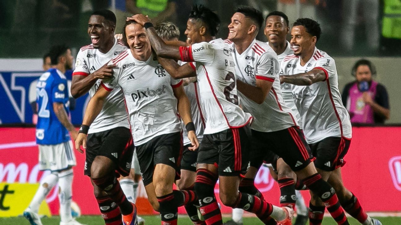 Flamengo poupa titulares, vence Cruzeiro com gol de David Luiz.