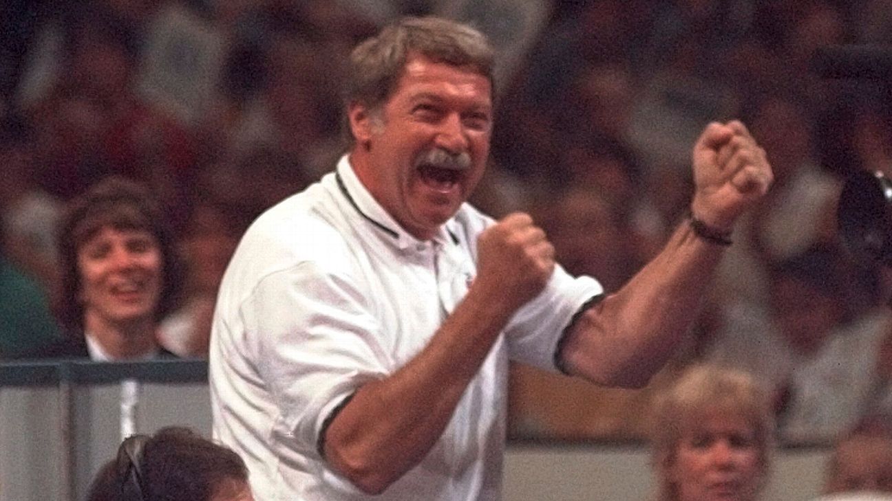 Bela Karolyi, coach of U.S. gymnastics stars, dies