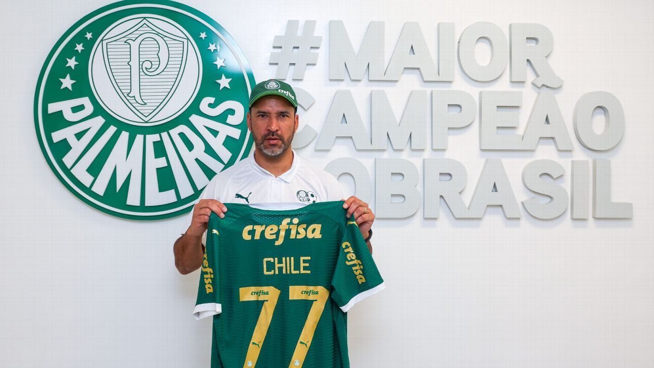 GRANDE INICIATIVA! Palmeiras inaugura escola no Chile em parceria com ex-jogador do clube