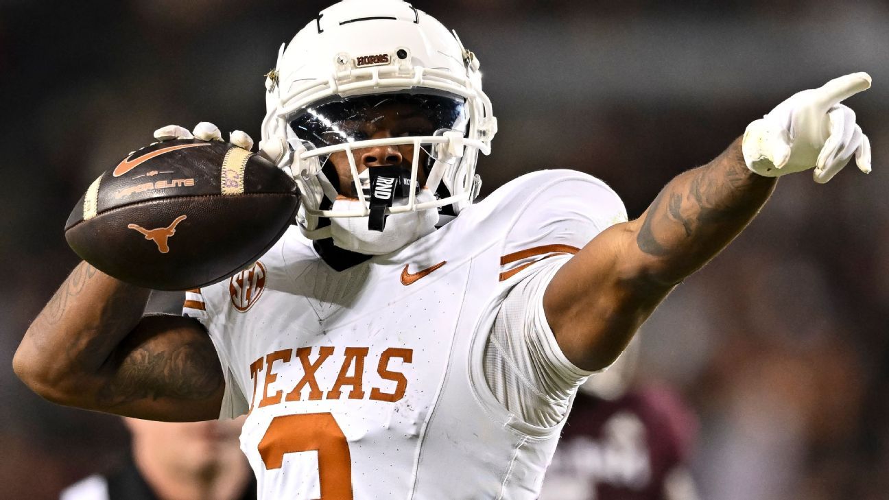 Longhorns receiver Golden heading to NFL draft