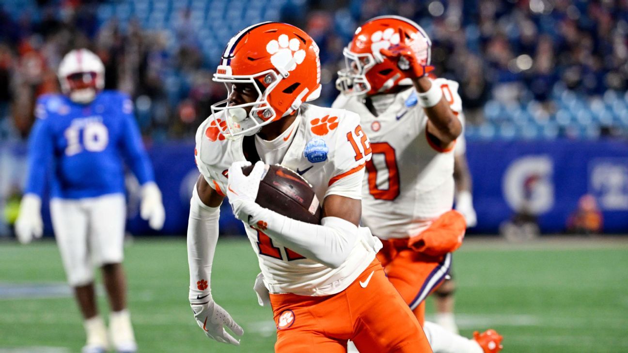 Clemson WR Wesco out remainder of season
