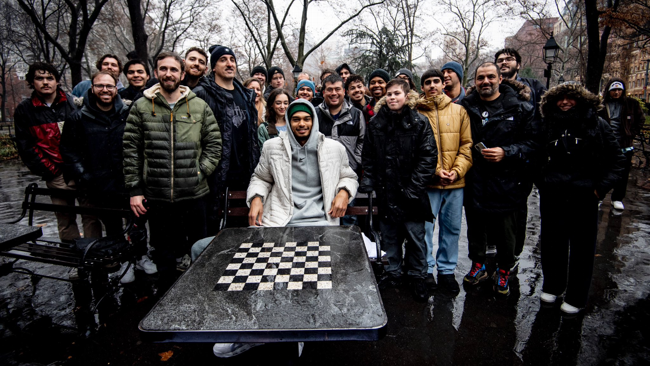 Wembanyama's Epic NYC Chess Match: Spurs Star Battles Fans in Washington Square Park!
