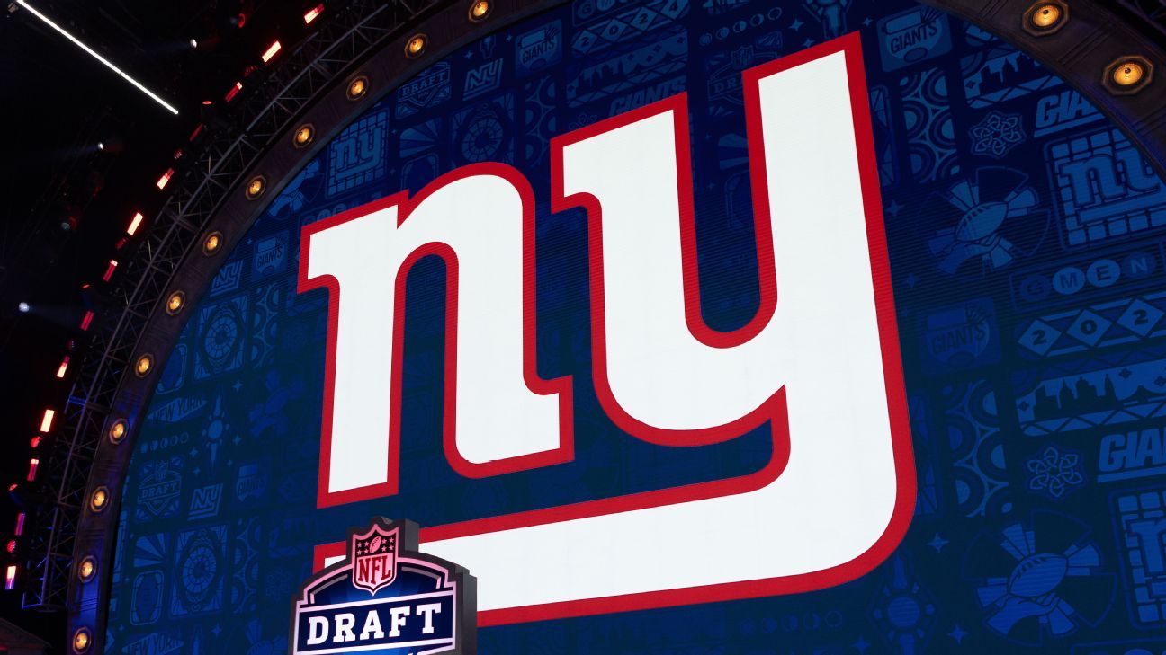 Could Giants pass on a QB at No. 3? Hard to argue with Travis Hunter, Abdul Carter as options