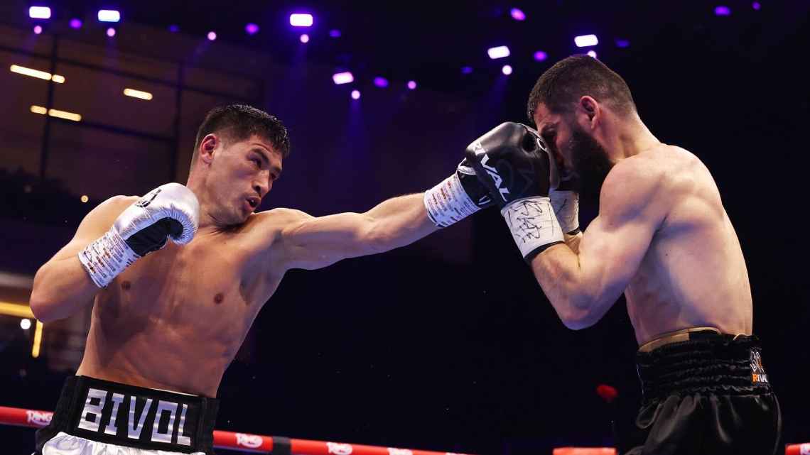 Dmitry Bivol boxing