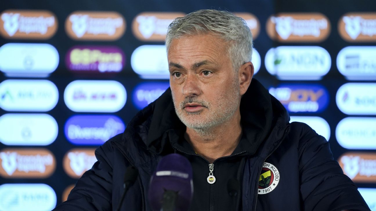 Galatasaray to report Mourinho for 'racist' remarks