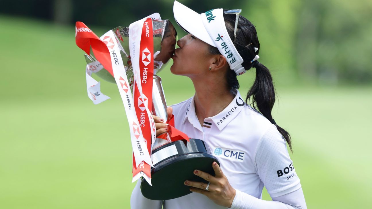 Lydia Ko wins LPGA Singapore title by 4 strokes