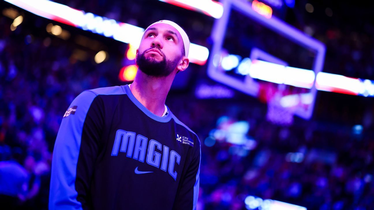 Magic's Suggs to stay sidelined for knee surgery