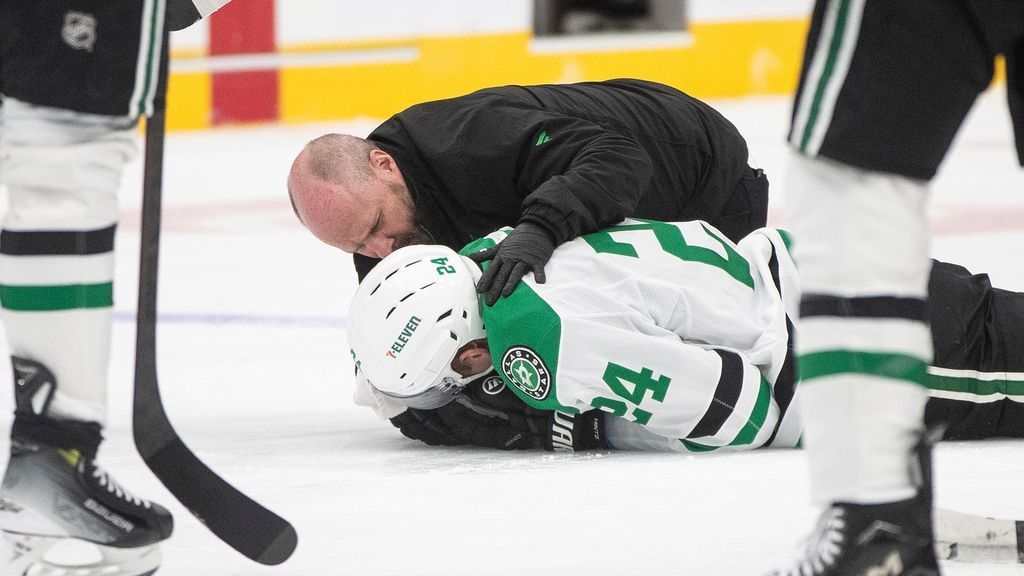 Stars 'optimistic' after injured Hintz exits loss