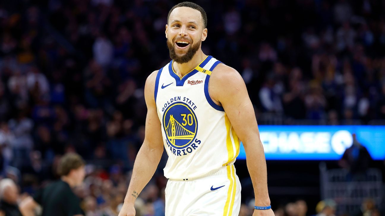 Stephen Curry atinge 25 mil pontos na carreira