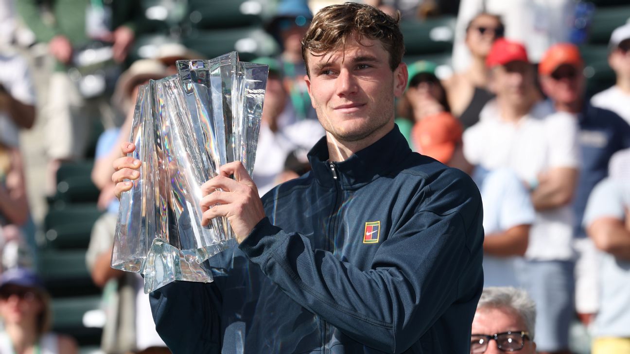 Draper caps breakout week with Indian Wells title