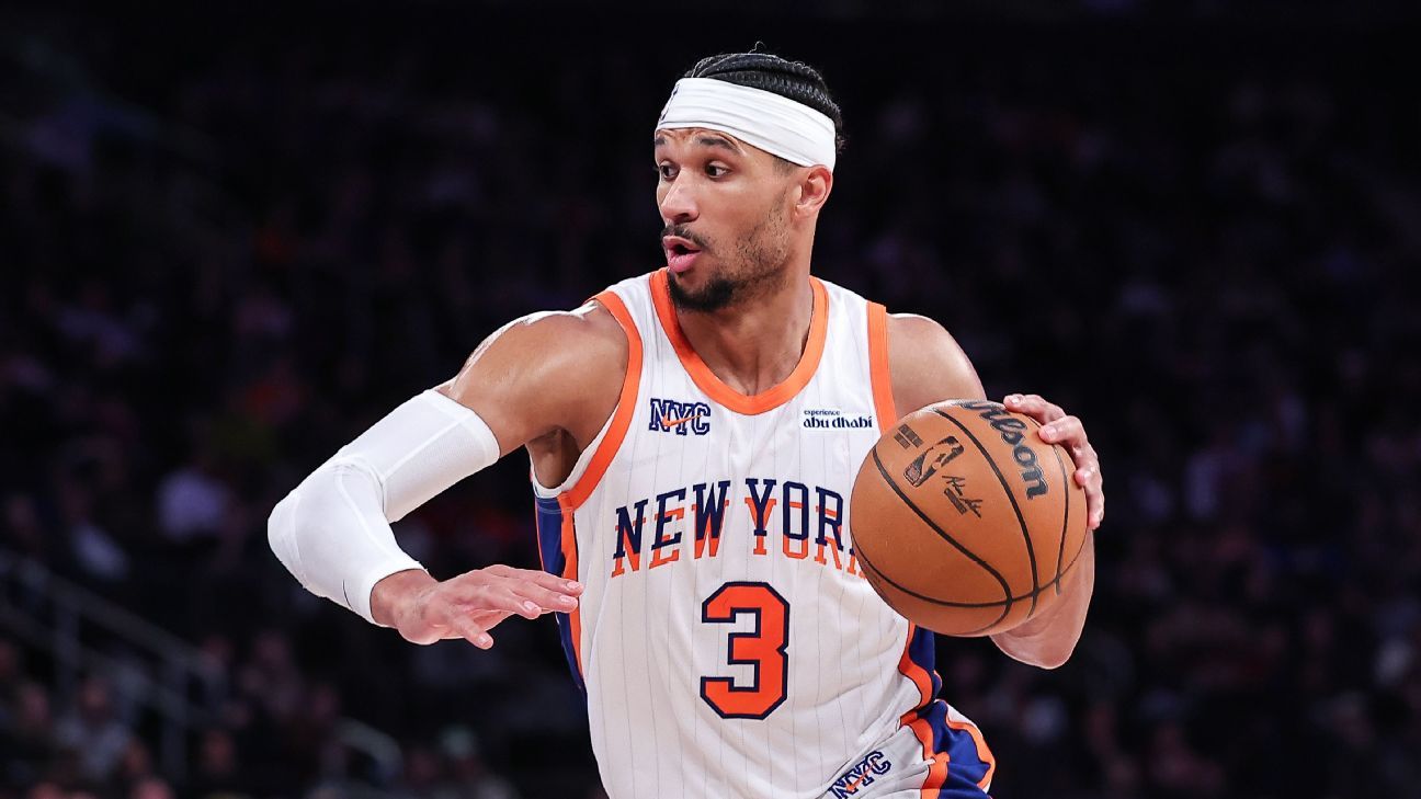 Knicks G Hart to play season with splinted finger