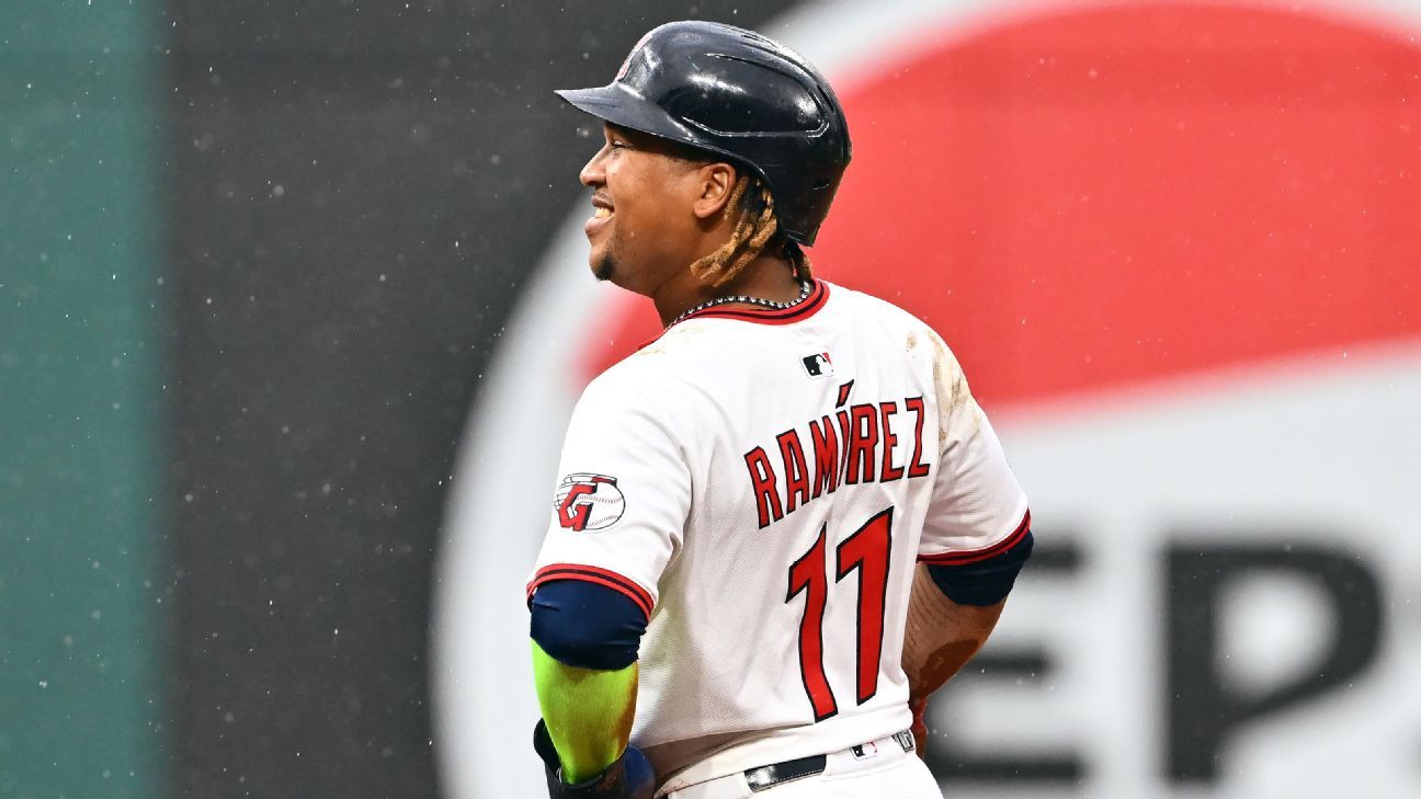 3B Ramirez sets Guardians mark with 250th SB