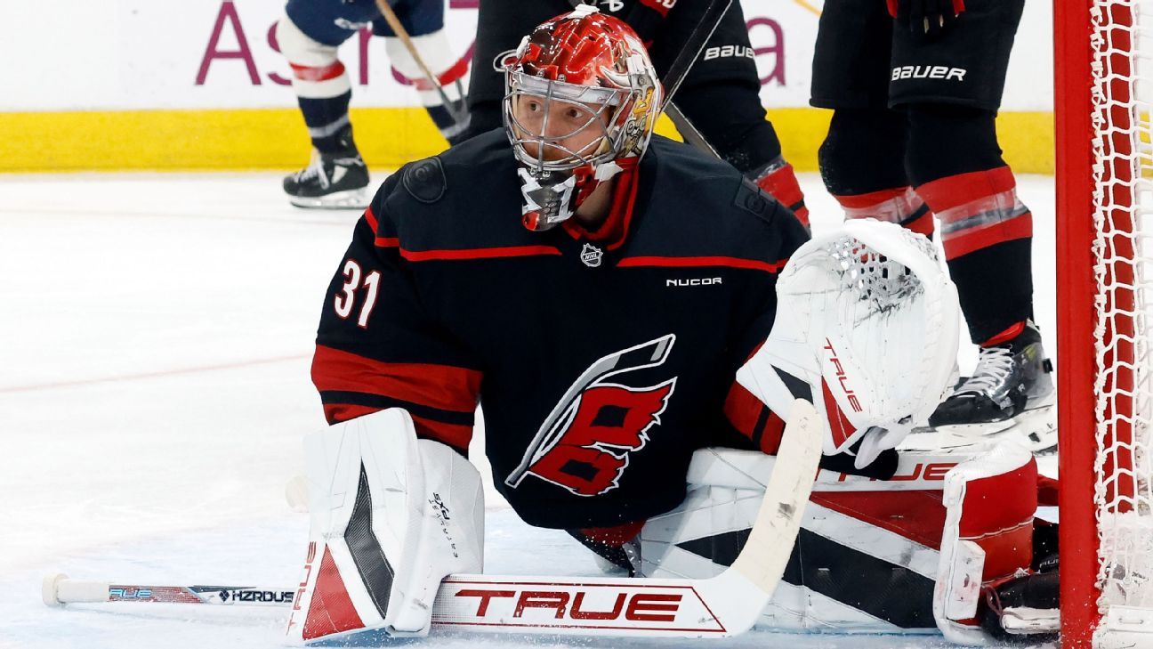 Stanley Cup playoff odds: Hurricanes take series lead, are Cup favorite