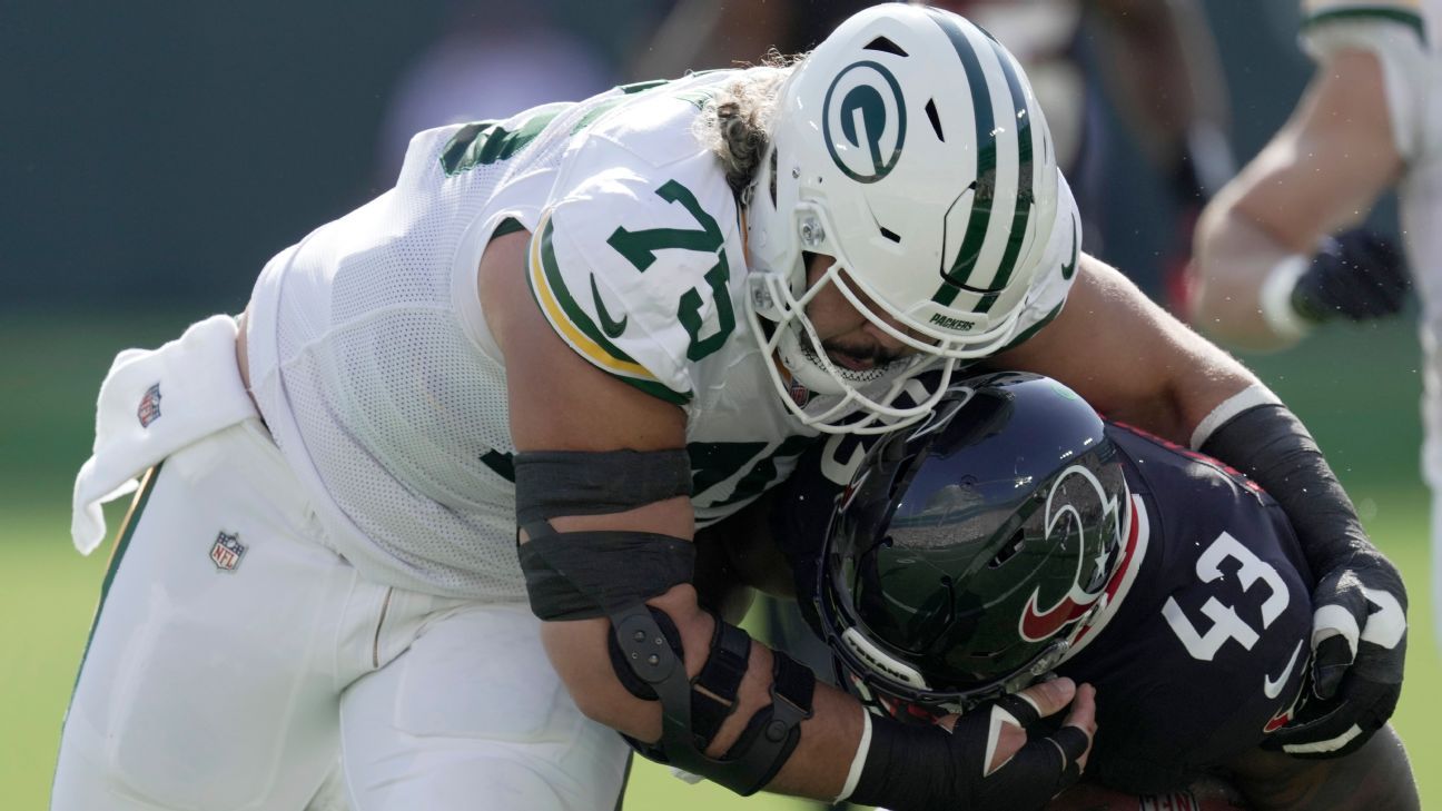 Oh, snap: Two plays cost Pack guard M raise