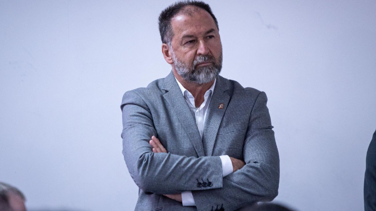 Augusto Melo diz que não teme impeachment no Corinthians e faz desabafo fortíssimo: 'Não tenho paz para trabalhar'