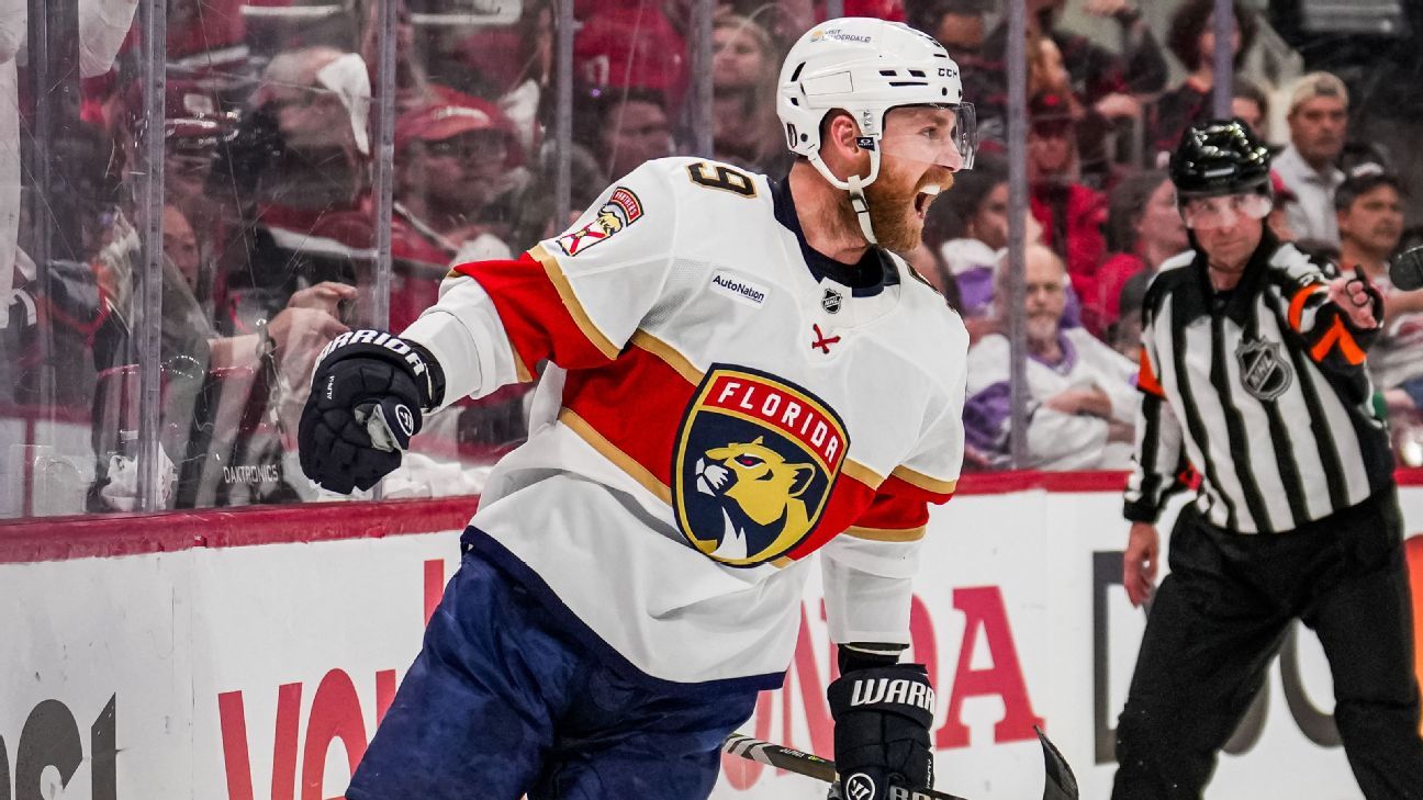 Bennett scores 2 as Panthers take 2-0 series lead