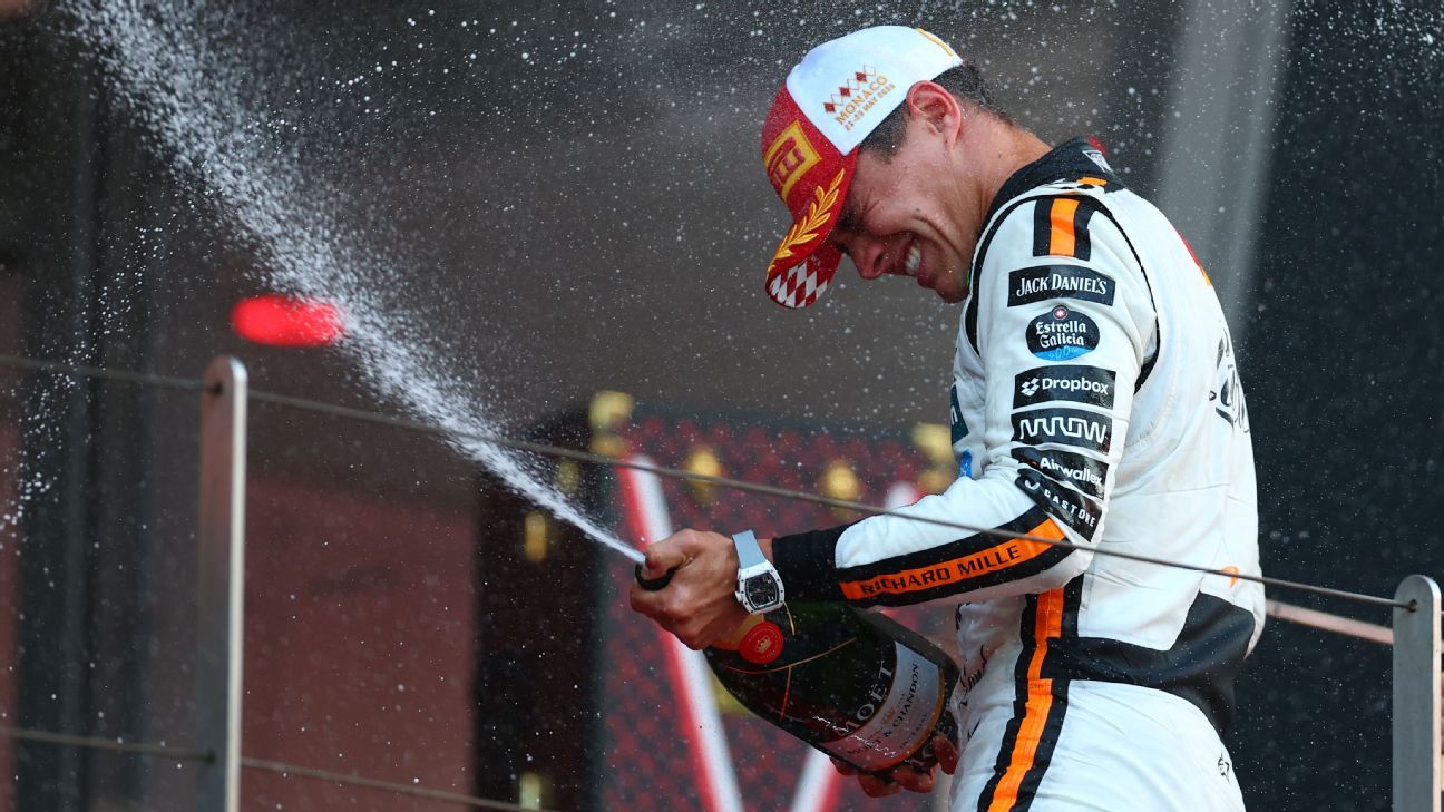 Lando Norris celebrando su victoria en Mónaco