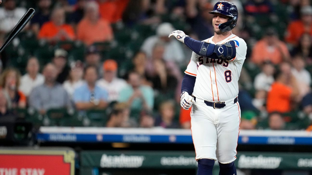 Astros' Walker hit on hand by 96 mph pitch, exits