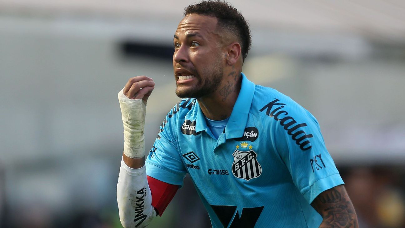 'Não lembro de ver o Neymar jogar em um time tão fraco', diz Fábio Santos ao analisar momento do Santos
