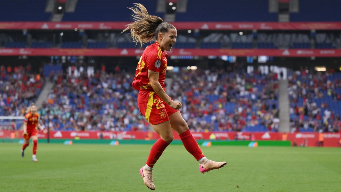 Spain, Clàudia Pina fire Euros warning in comeback vs. England