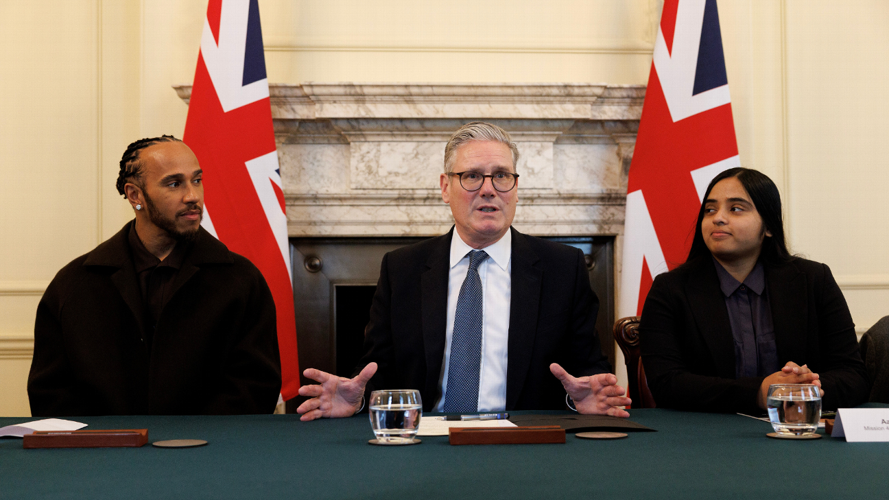 Hamilton meets PM over reform: ‘School failed me’