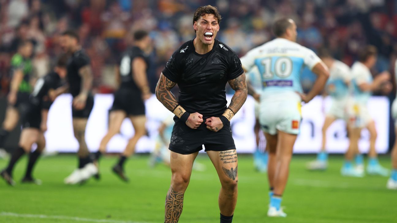 Broncos blackout of Titans gives Reynolds a great 300th