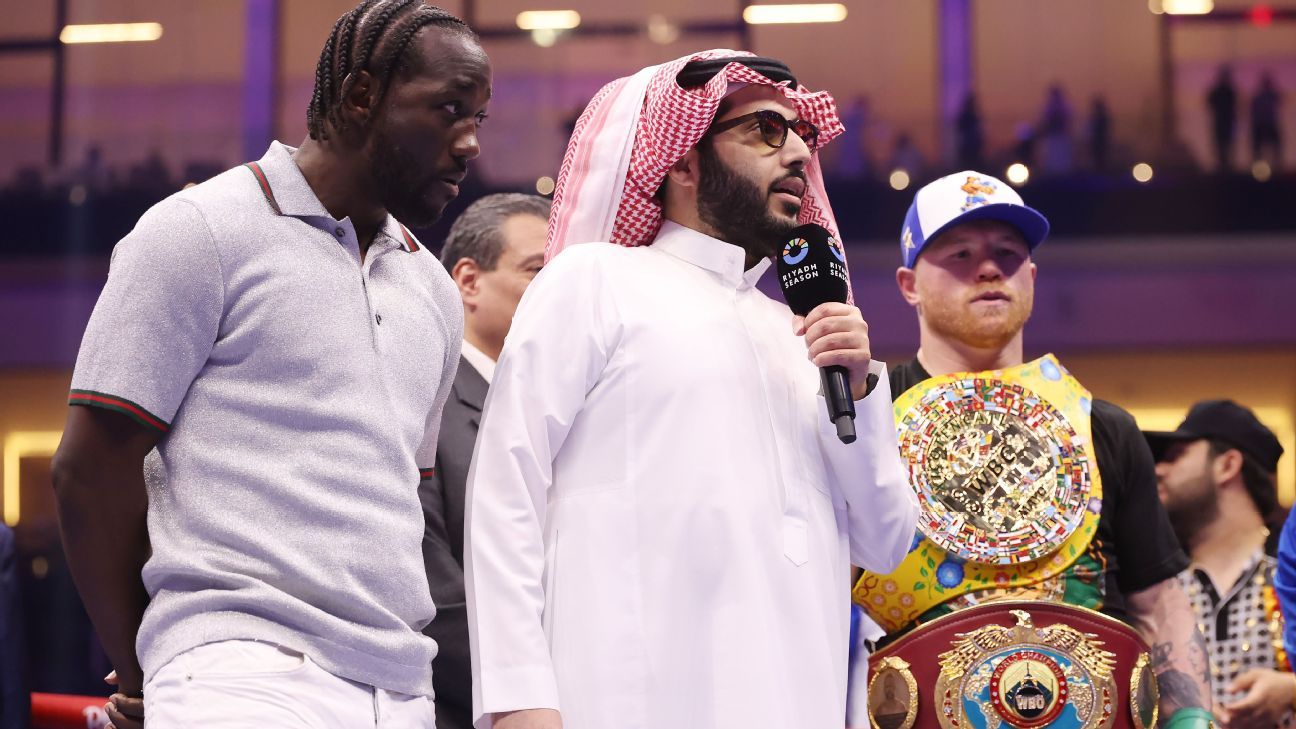 Crawford subió dos divisiones para pelear con Canelo | AP