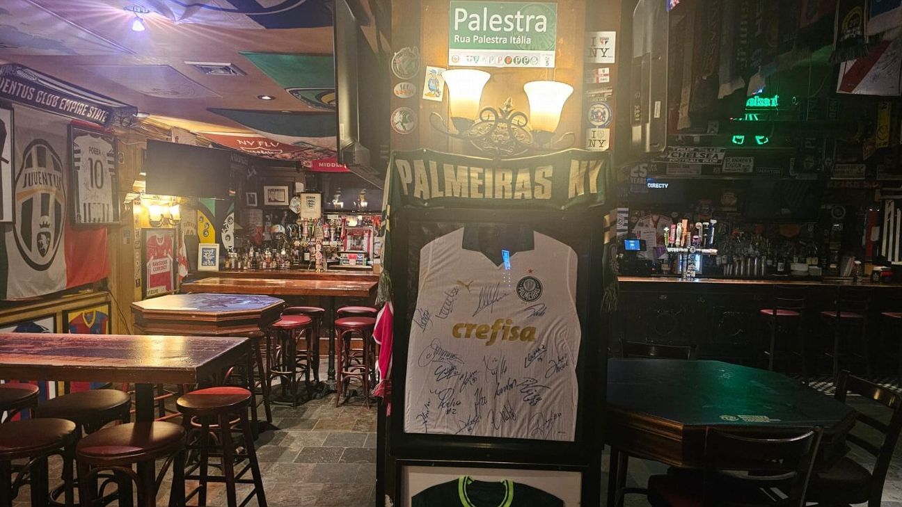 Samba pós-concentração na Times Square: o preparo do palmeirense para o Mundial.