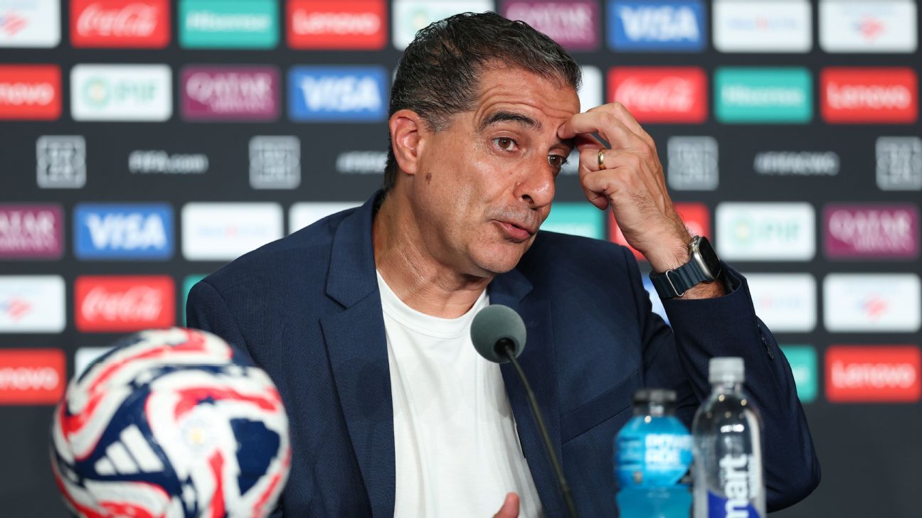 Renato Paiva critica declaração de técnico do Palmeiras sobre investimento.