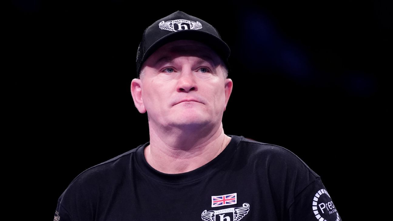 Hatton Returns to the Ring: Former Champion Announces Fight in December in Dubai