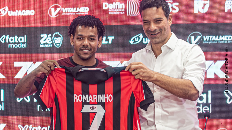 Romarinho provoca Palmeiras ao chegar no Vitória: 