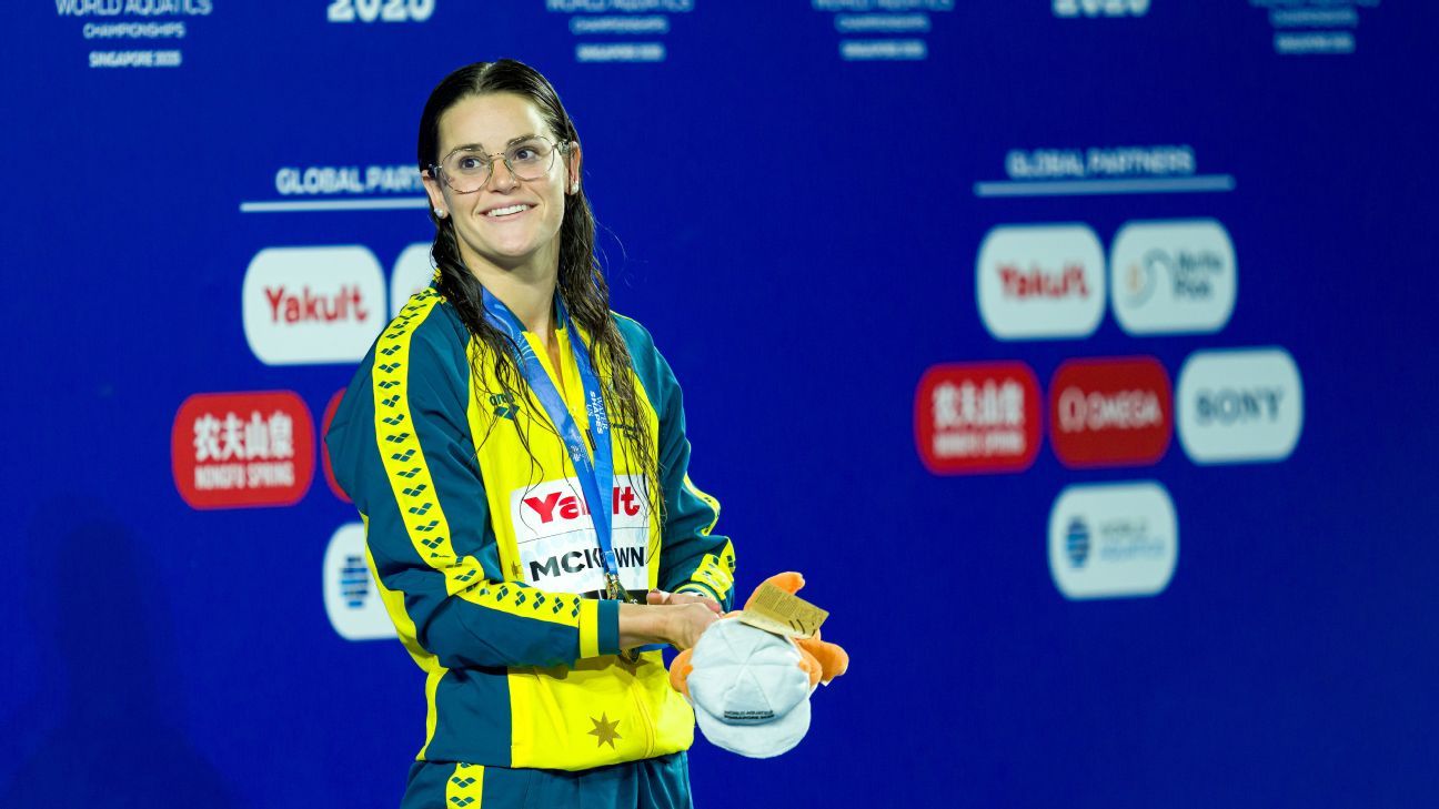 Australia Wins Eight Golds, Nears US at Swimming Worlds