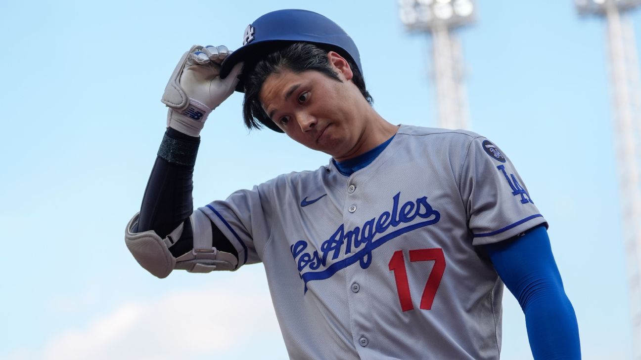 Dodgers' Ohtani strikes out in first 4 plate appearances - ESPN