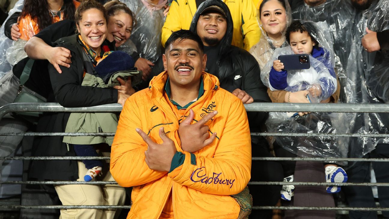 Wallabies shuffle squad for TRC amid injury woes