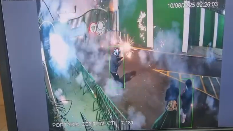 Polícia instaura inquérito para investigar ataque ao CT do Palmeiras.