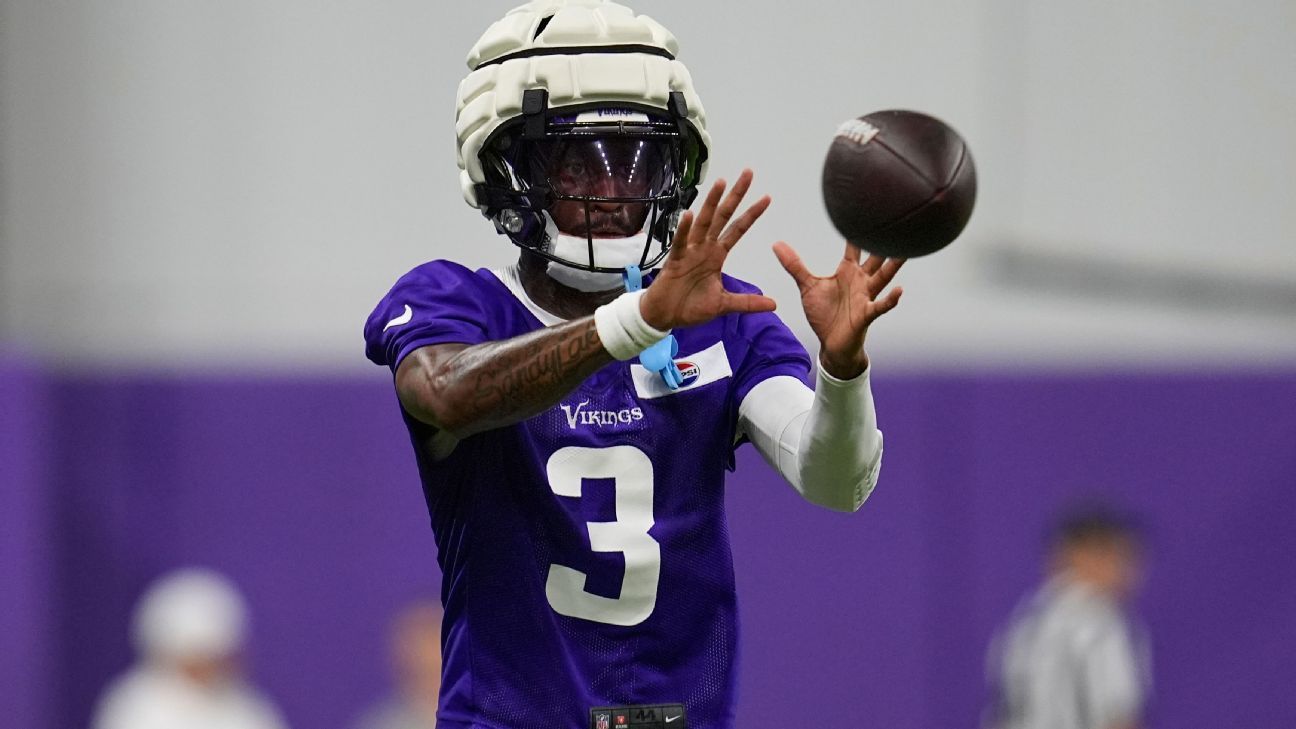 What we're hearing and seeing at Vikings training camp: Felton, Addison add to dinged up WR corps