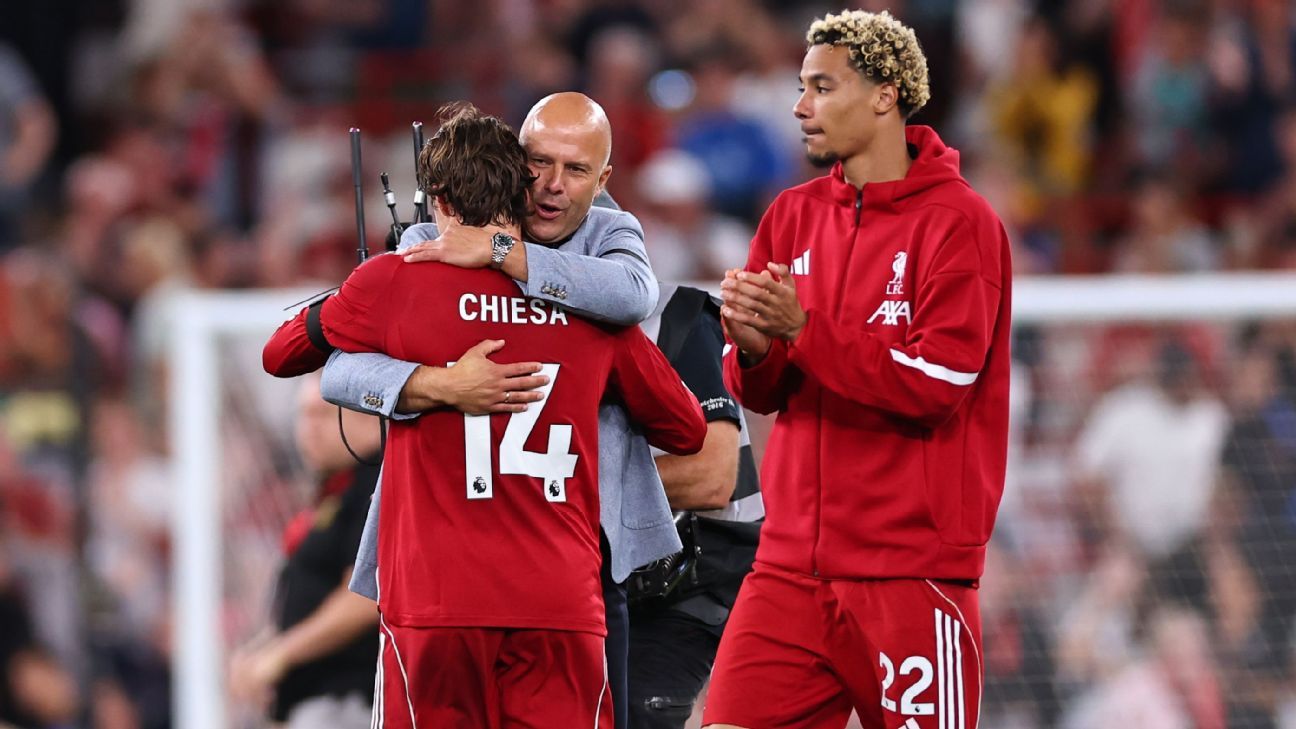 Liverpool: Arne Slot Abre Puertas a Fichajes Estratégicos, ¿Isak al Rojo?