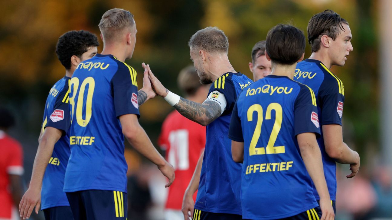 Cambuur wint met pijn en moeite van Jong AZ, spektakelstuk tussen Jong Utrecht en Ajax