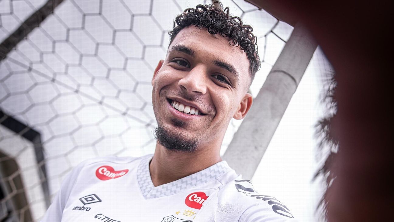 Cria do Ninho Ruma à Vila: Victor Hugo É Emprestado ao Santos Pelo Mengão