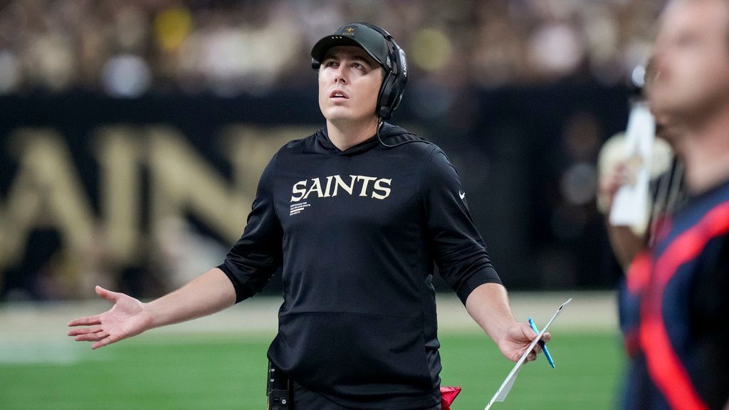 Saints' Moore defends not using 1st half timeouts