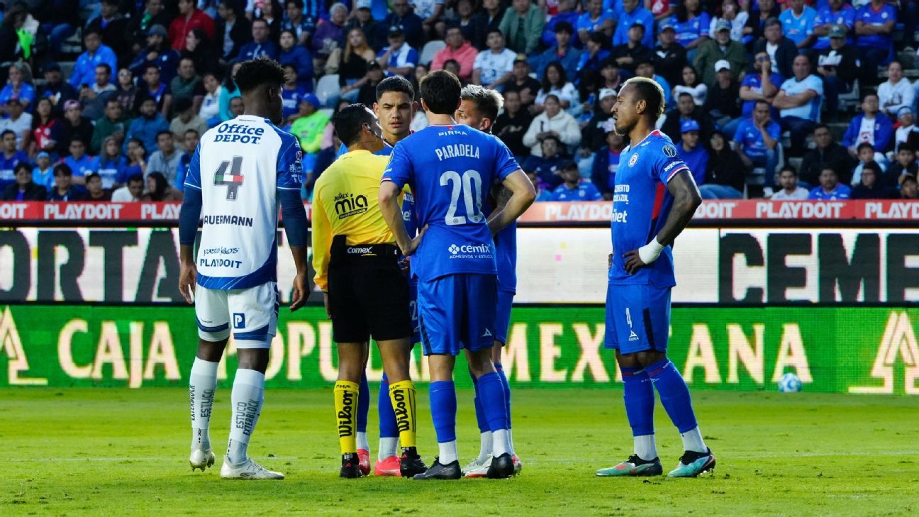 Comisión de árbitros reconoce error en penal a favor de Cruz Azul - ESPN