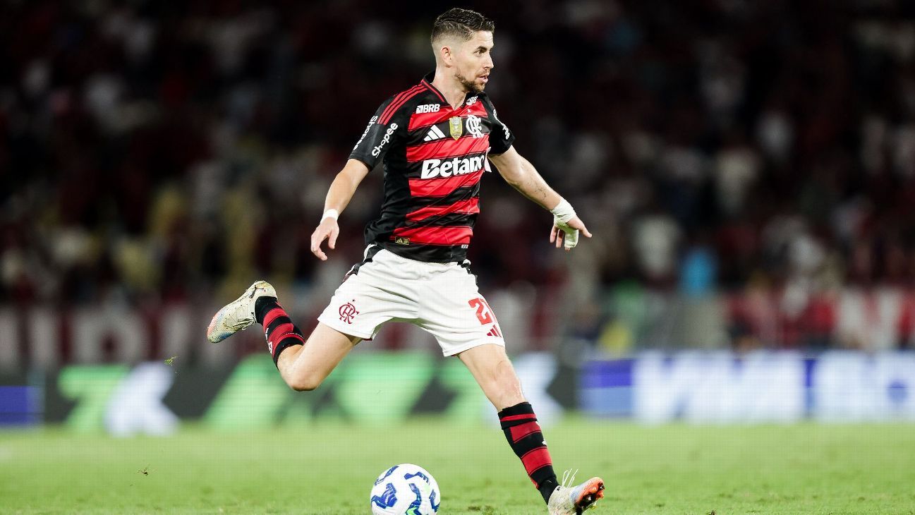 PREFERE O SINTÉTICO? Jorginho polêmica dos gramados no Brasil.