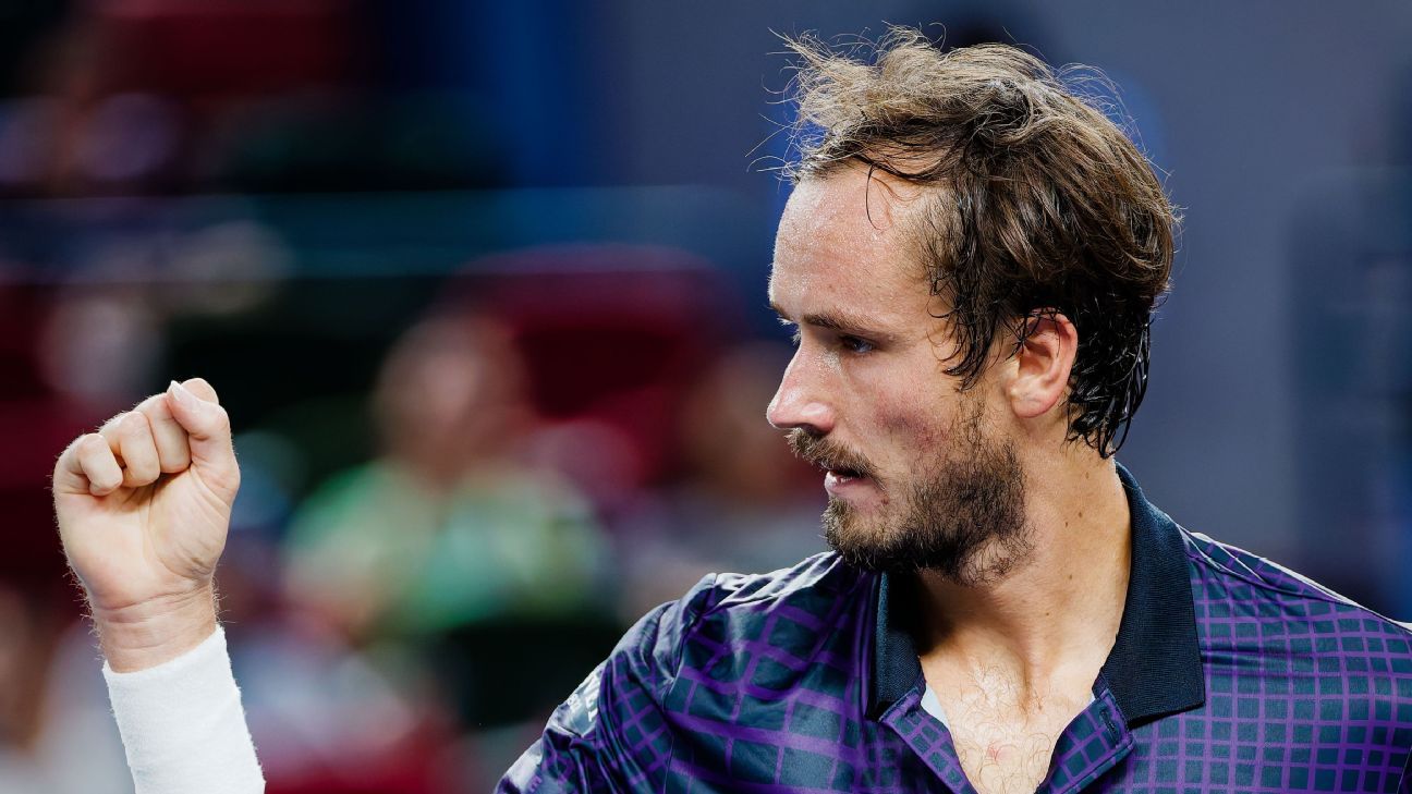 Medvedev venció a Davidovich, terminó ahogado por el calor y sueña con un  título tras más de dos años - ESPN