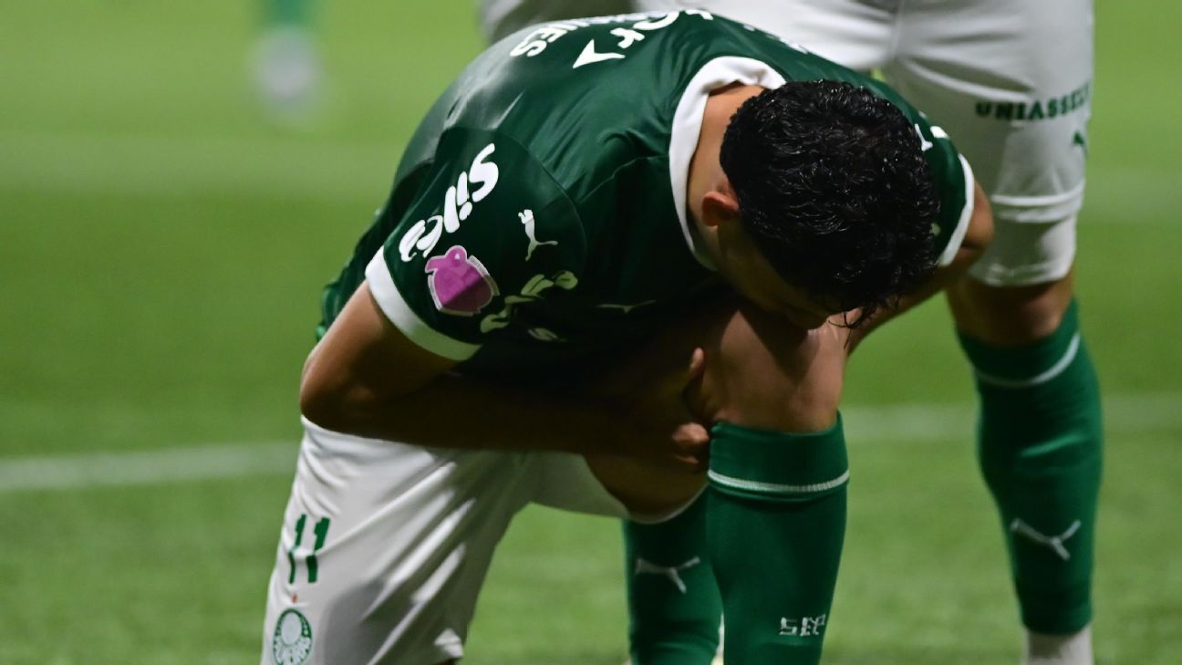 Bruno Rodrigues retorna ao time titular do Palmeiras e marca após quase dois anos