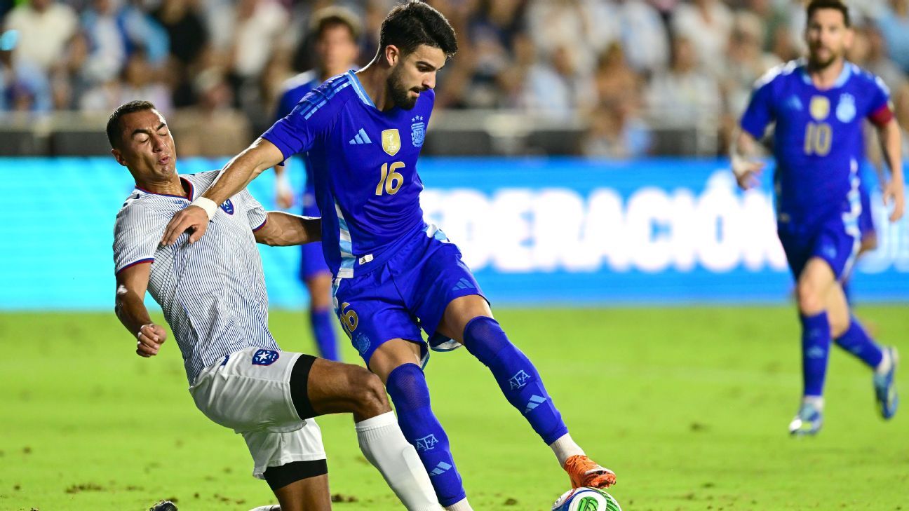 Flaco López é convocado para a Argentina e desfalca o Palmeiras em reta final do Brasileirão