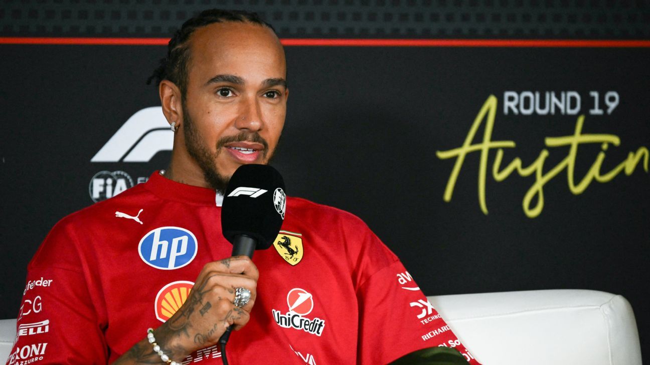 Hamilton: Rumores sobre Horner en Ferrari "distraen" al equipo 1 Lewis Hamilton habla con los medios antes del Gran Premio de EE. UU.